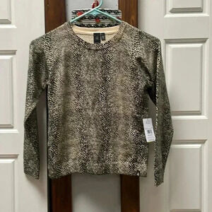 Girls sweatshirt- 8/10